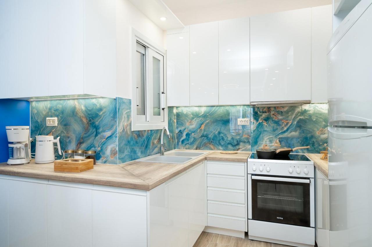 Artemis Bay Apartments Near Sea And Airport Buitenkant foto
