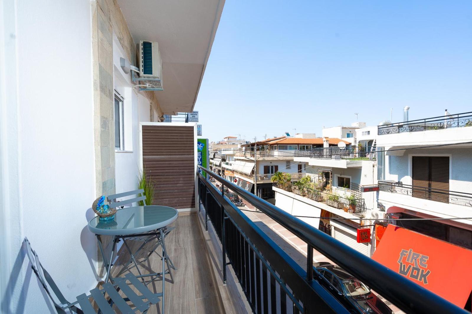 Artemis Bay Apartments Near Sea And Airport Buitenkant foto
